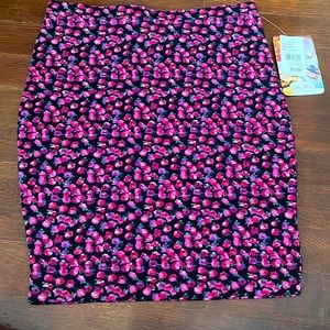 NWT* Lily White body con skirt